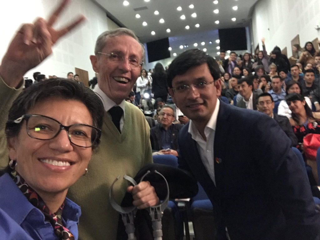 De izquierda a derecha Alcaldesa Claudia Lopez, Antonio Navarro, Camilo Romero